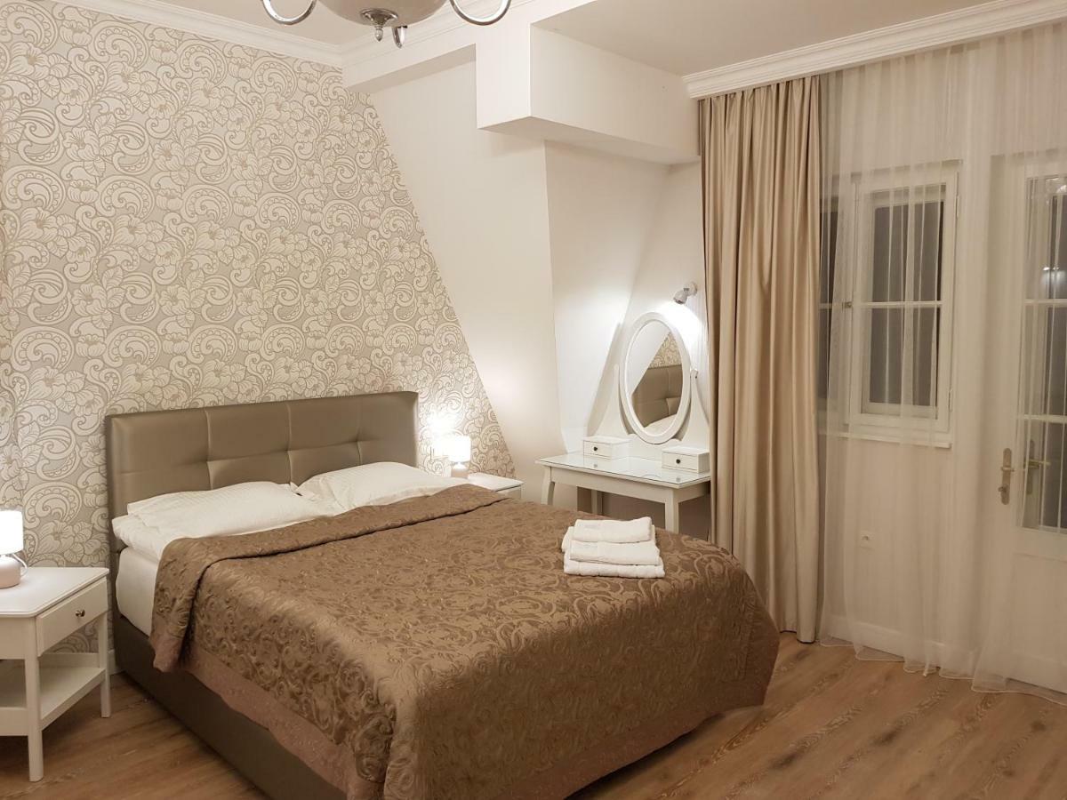 Апартаменти Apartman St. Vladimir Kirche Маріанські Лазні Екстер'єр фото